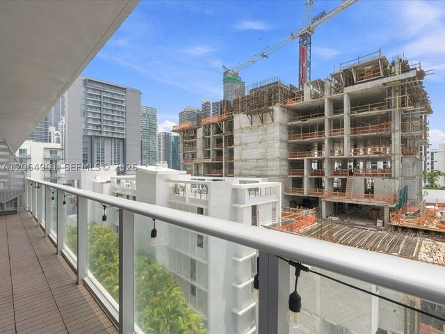 1010 SW 2nd Ave 1009, Miami, FL 33130