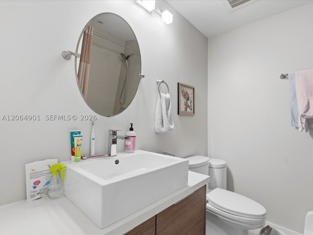 1010 SW 2nd Ave 1009, Miami, FL 33130