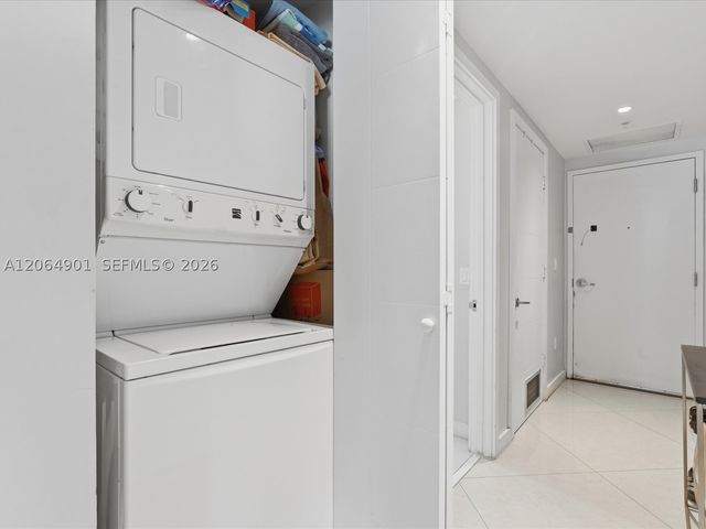 1010 SW 2nd Ave 1009, Miami, FL 33130