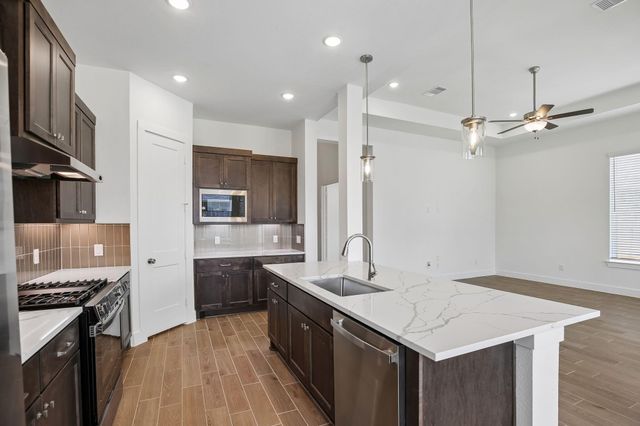 412 Rugged Rock Lane, New Caney, TX 77357