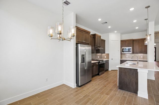 412 Rugged Rock Lane, New Caney, TX 77357