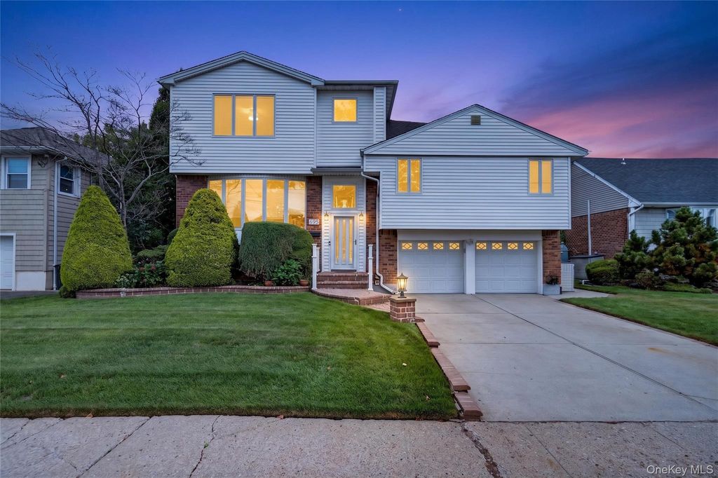 395 Bunker Drive, Oceanside, NY 11572 — exterior