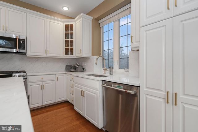 43104 BALTUSROL TER, Ashburn, VA 20147