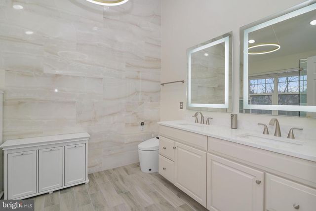 43104 BALTUSROL TER, Ashburn, VA 20147