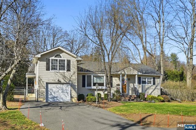 49 Mill Road, Park Ridge, NJ 07656