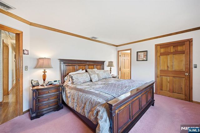 49 Mill Road, Park Ridge, NJ 07656