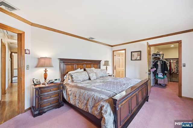 49 Mill Road, Park Ridge, NJ 07656