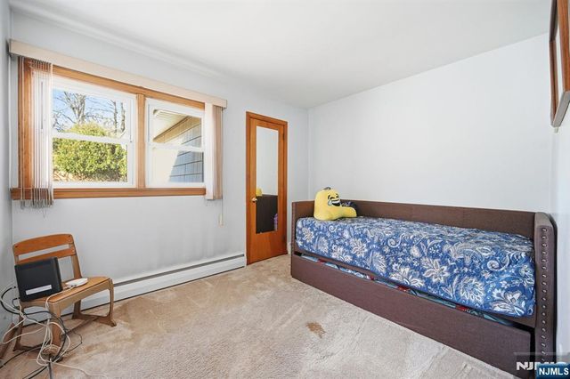 49 Mill Road, Park Ridge, NJ 07656