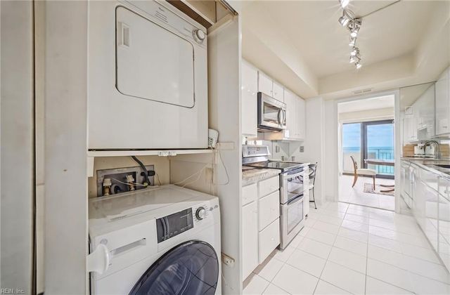 4004 Atlantic Ave Apt 1611, Virginia Beach, VA 23451