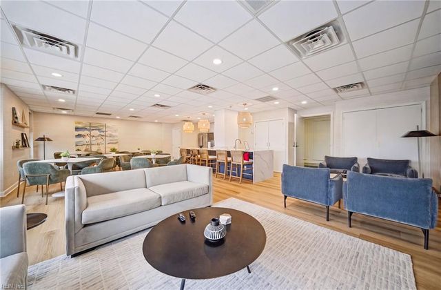 4004 Atlantic Ave Apt 1611, Virginia Beach, VA 23451