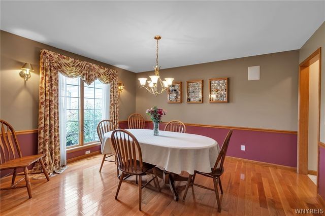 27 Ann Marie Drive, Lancaster, NY 14086