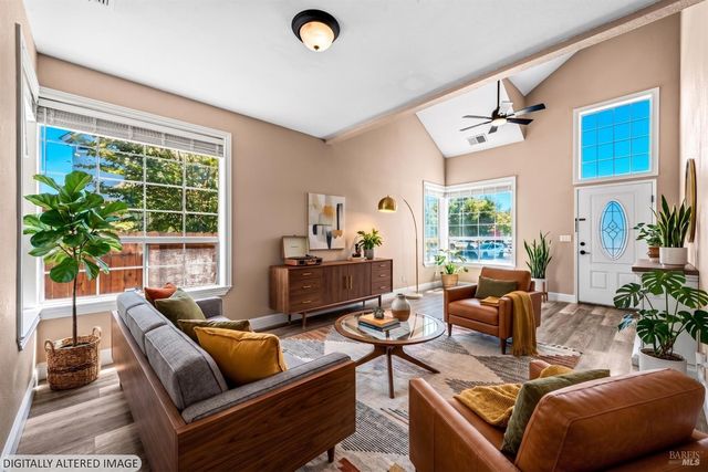 266 Tamarisk Cir, Suisun City, CA 94585