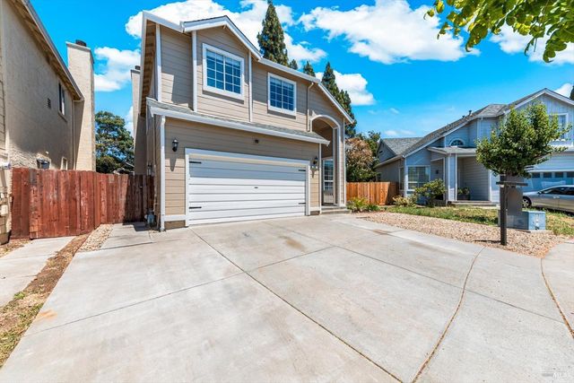 266 Tamarisk Cir, Suisun City, CA 94585