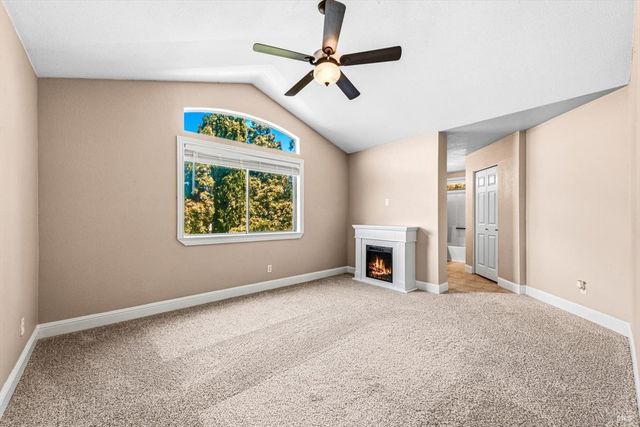 266 Tamarisk Cir, Suisun City, CA 94585