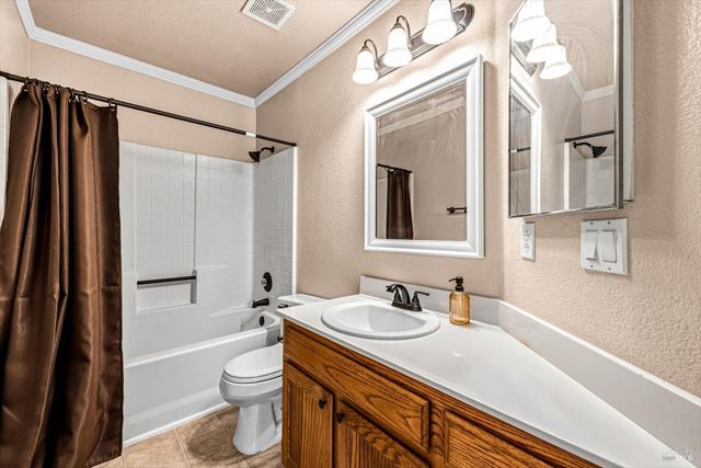 266 Tamarisk Cir, Suisun City, CA 94585