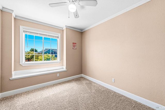 266 Tamarisk Cir, Suisun City, CA 94585