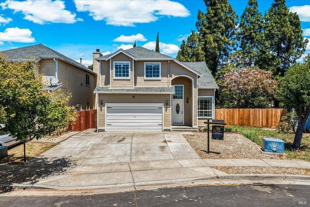 266 Tamarisk Cir, Suisun City, CA 94585