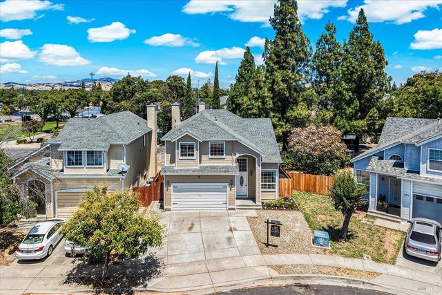 266 Tamarisk Cir, Suisun City, CA 94585