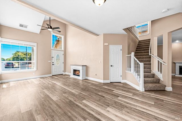 266 Tamarisk Cir, Suisun City, CA 94585