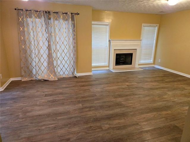 6071 Grovegate Lane, Tucker, GA 30084