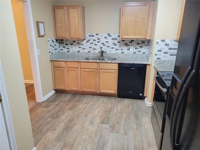 6071 Grovegate Lane, Tucker, GA 30084