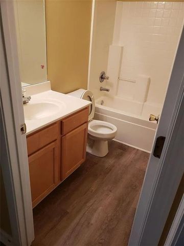 6071 Grovegate Lane, Tucker, GA 30084