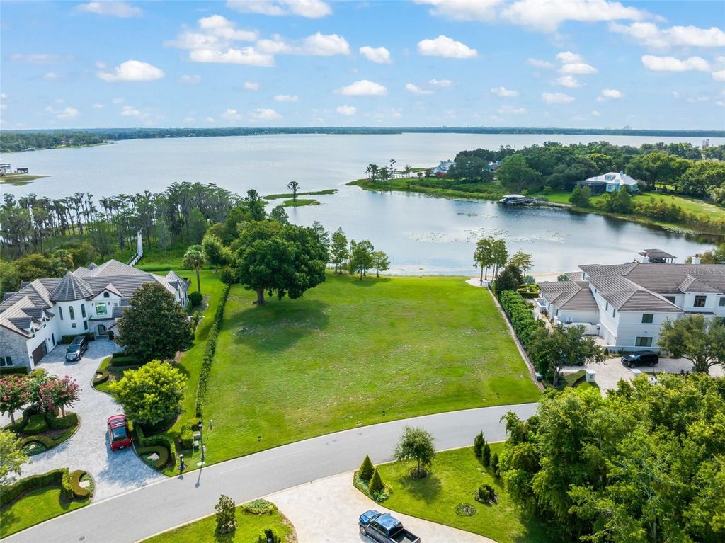 Image 9 of property listing at 12624 PARK AVENUE, Windermere, FL 34786