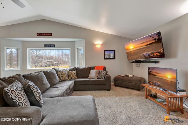 590 S Stamper Drive, Wasilla, AK 99654