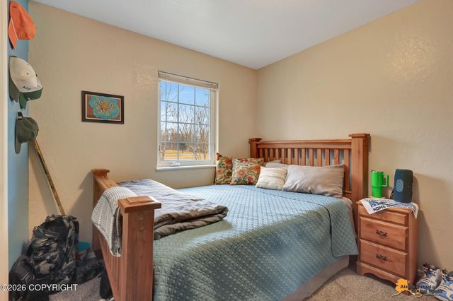 590 S Stamper Drive, Wasilla, AK 99654