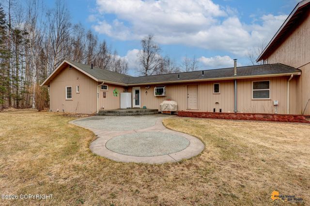 590 S Stamper Drive, Wasilla, AK 99654