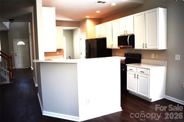 10932 STONE TRAIL Road, Charlotte, NC 28213