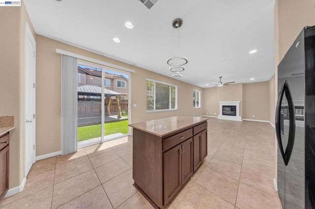 2321 Blue Ridge Ave, Brentwood, CA 94513