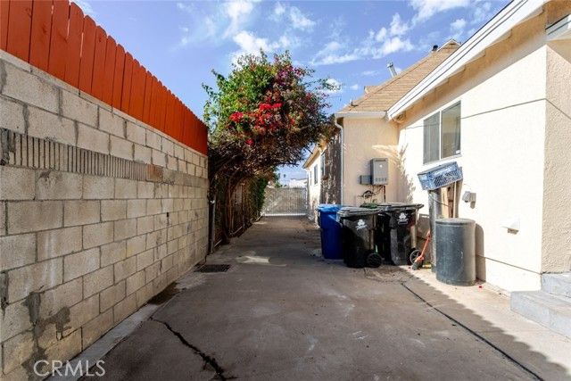 6226 Eileen Avenue, Los Angeles, CA 90043