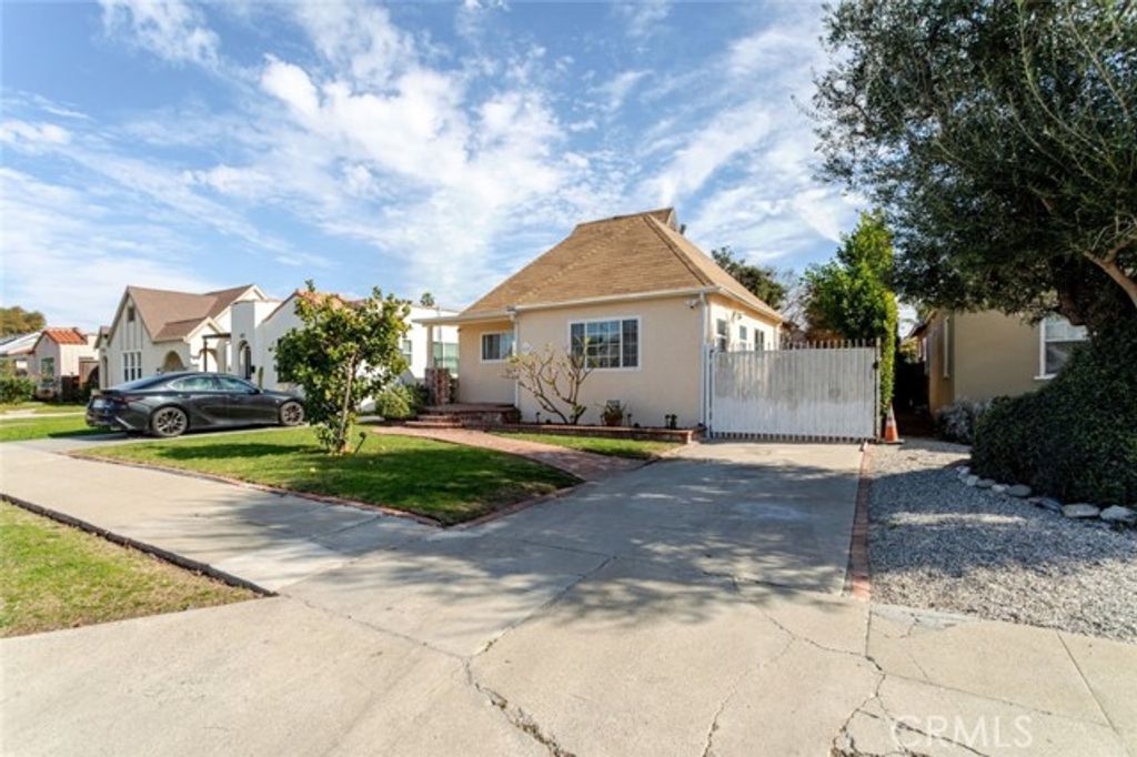 6226 Eileen Avenue, Los Angeles, CA 90043