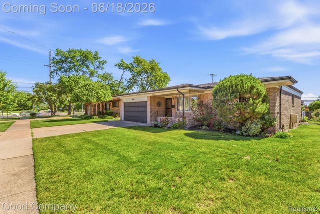 32848 Rugby Drive, Warren, MI 48088