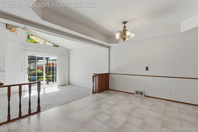 32848 Rugby Drive, Warren, MI 48088