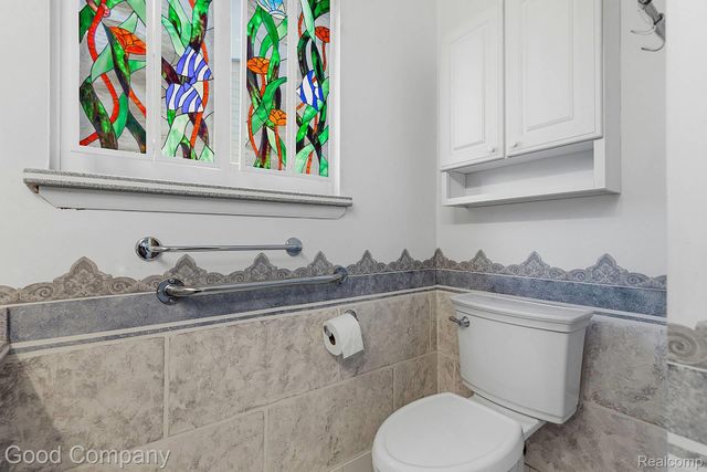 32848 Rugby Drive, Warren, MI 48088