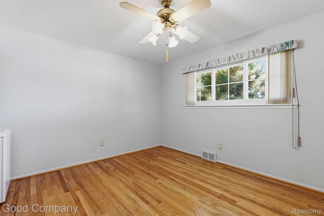 32848 Rugby Drive, Warren, MI 48088