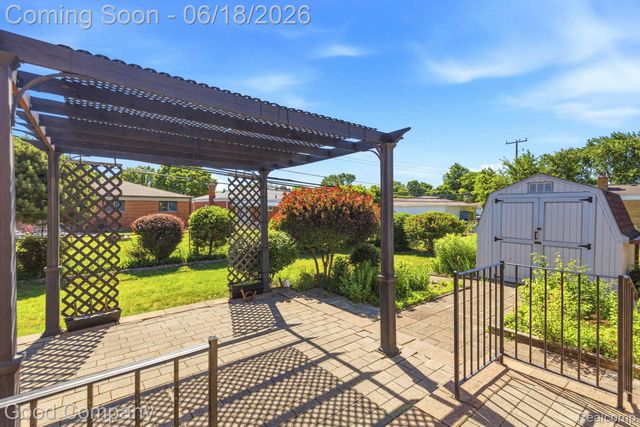 32848 Rugby Drive, Warren, MI 48088