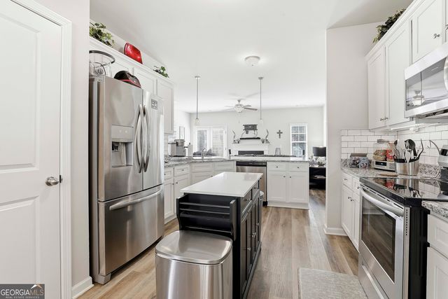 475 Rabbits Run, Fayetteville, GA 30214