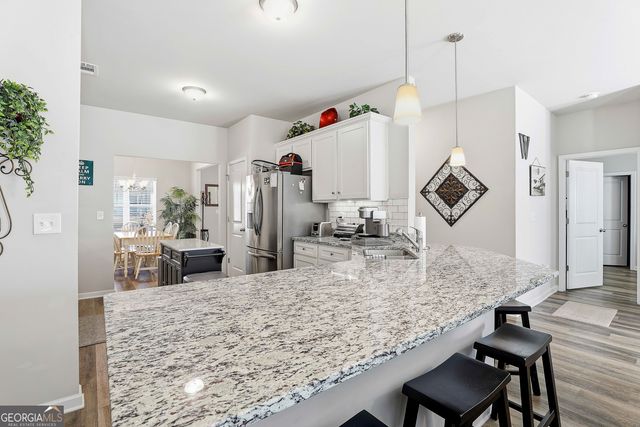 475 Rabbits Run, Fayetteville, GA 30214