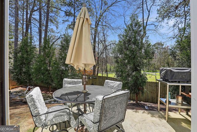 475 Rabbits Run, Fayetteville, GA 30214