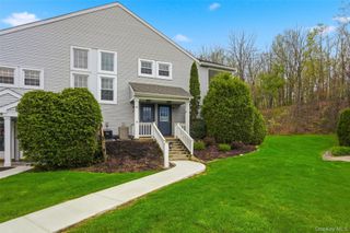 43 The Knolls, Warwick, NY 10990