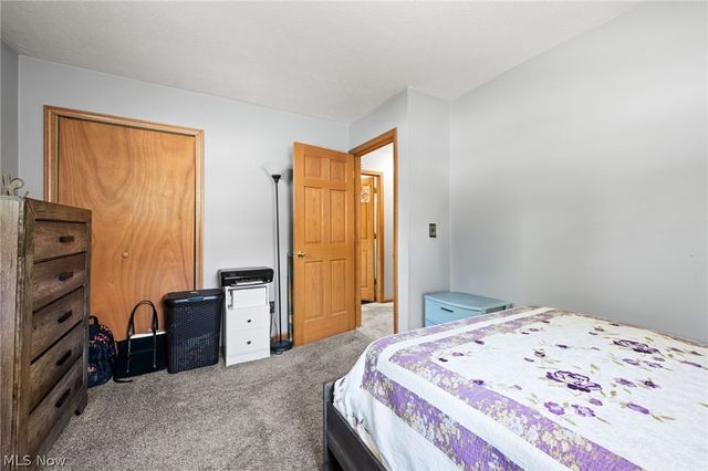 311 Parkway Drive, Eastlake, OH 44095