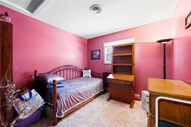 311 Parkway Drive, Eastlake, OH 44095