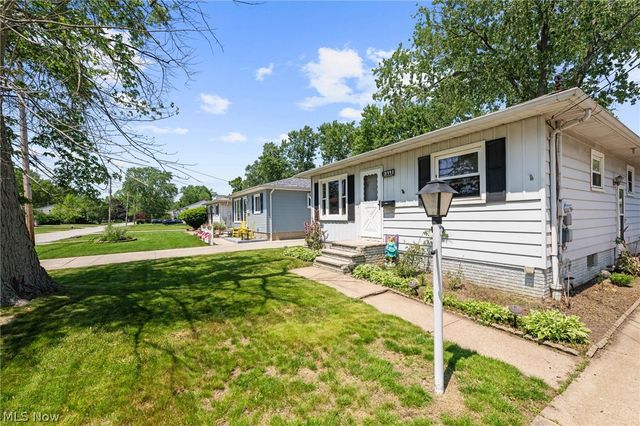 311 Parkway Drive, Eastlake, OH 44095