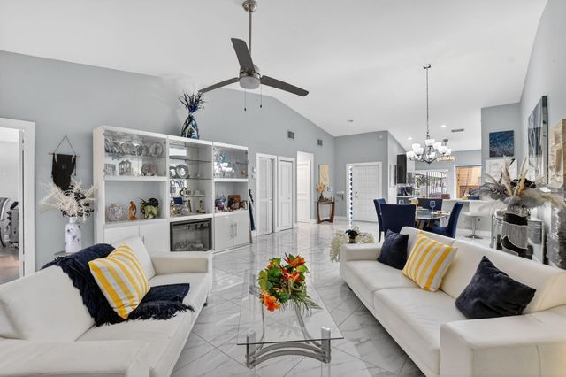 2683 N Deer Creek Emerald Way Way N, Deerfield Beach, FL 33442