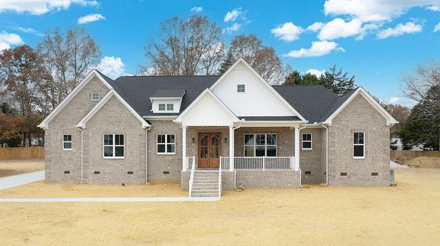 107 Settlers Trace, Tullahoma, TN 37388