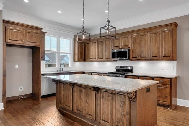 107 Settlers Trace, Tullahoma, TN 37388