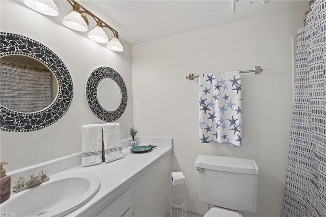 3558 Shore Dr Apt 202, Virginia Beach, VA 23455